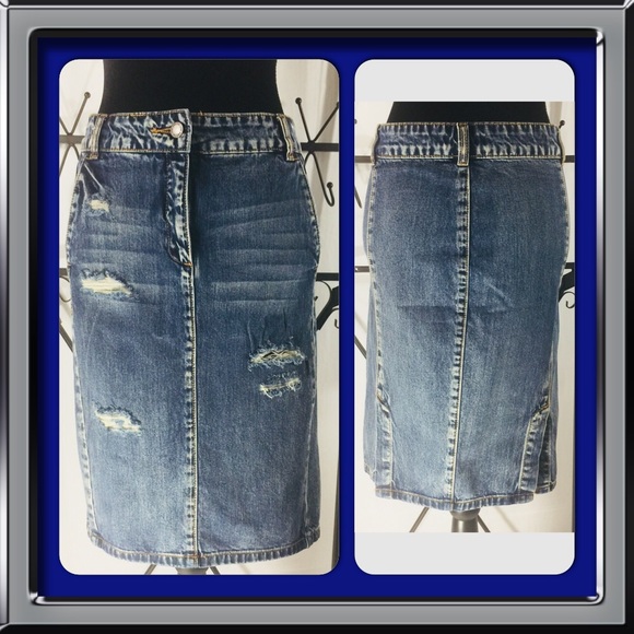 Joe Fresh Dresses & Skirts - Joe Fresh Pencil Skirt Distressed Size 2